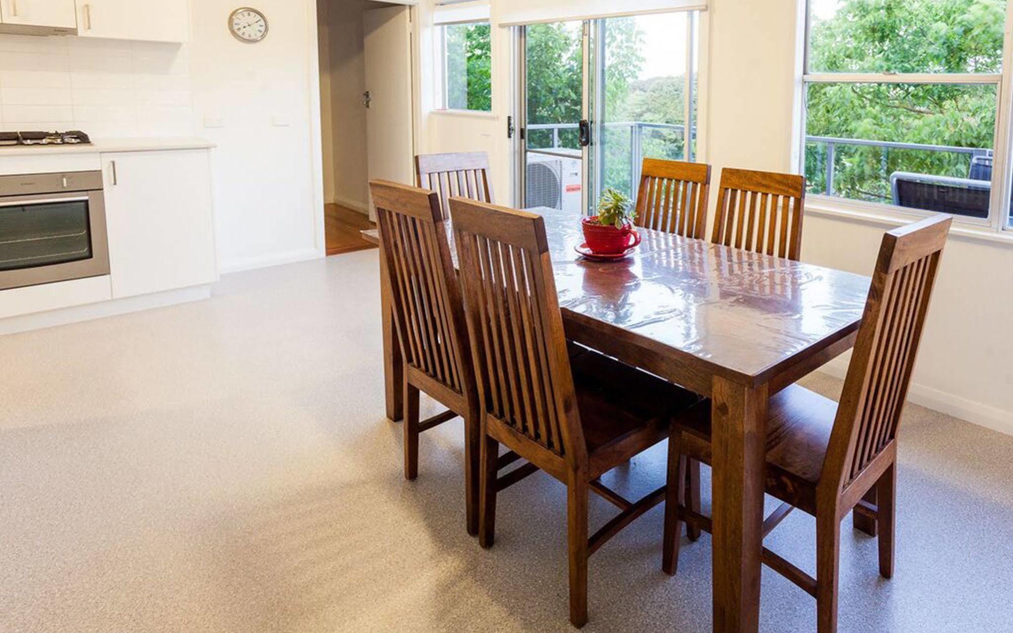 Point Lonsdale Holiday Apartments (Adults Only) Queenscliff Exteriér fotografie