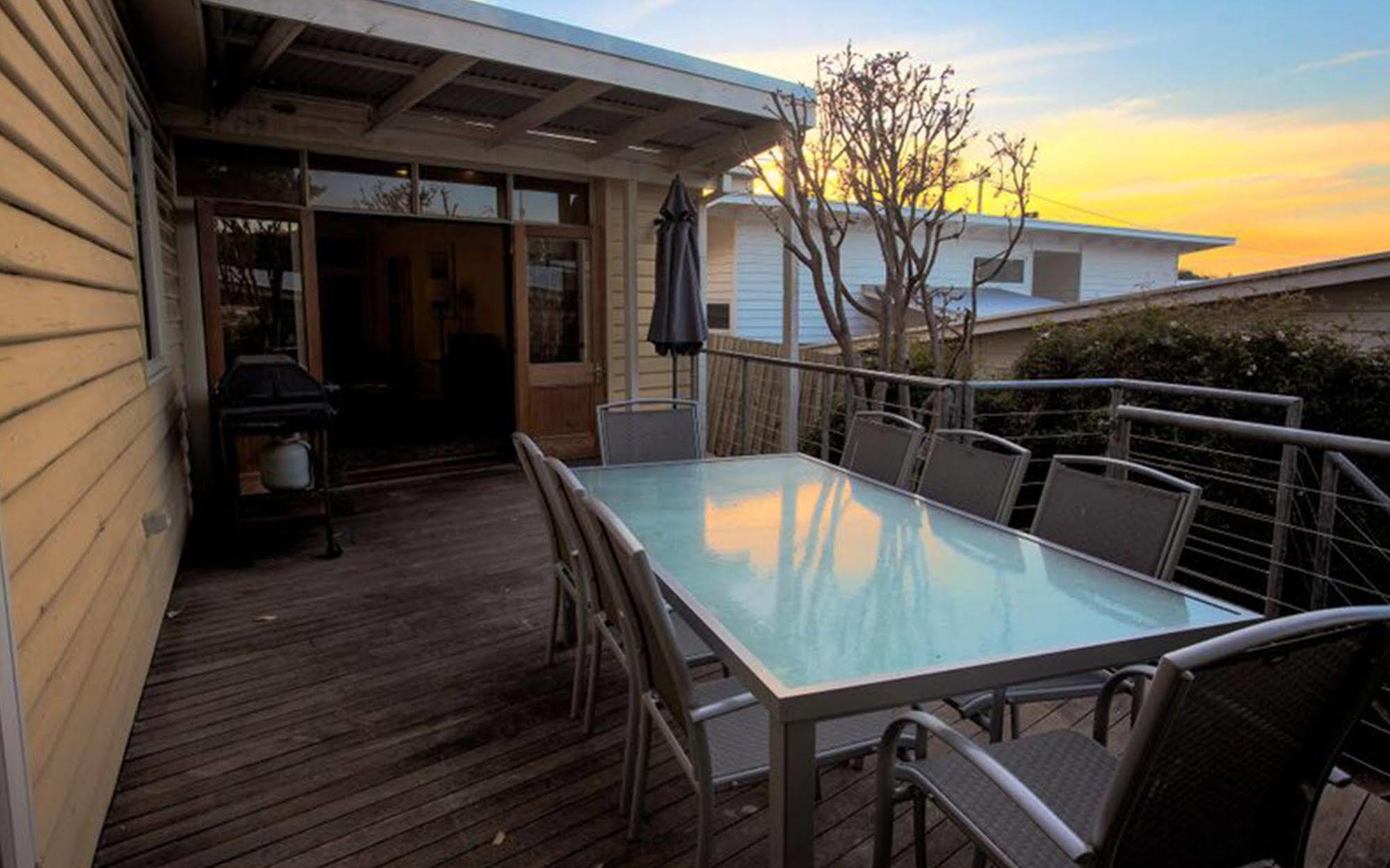 Point Lonsdale Holiday Apartments (Adults Only) Queenscliff Exteriér fotografie