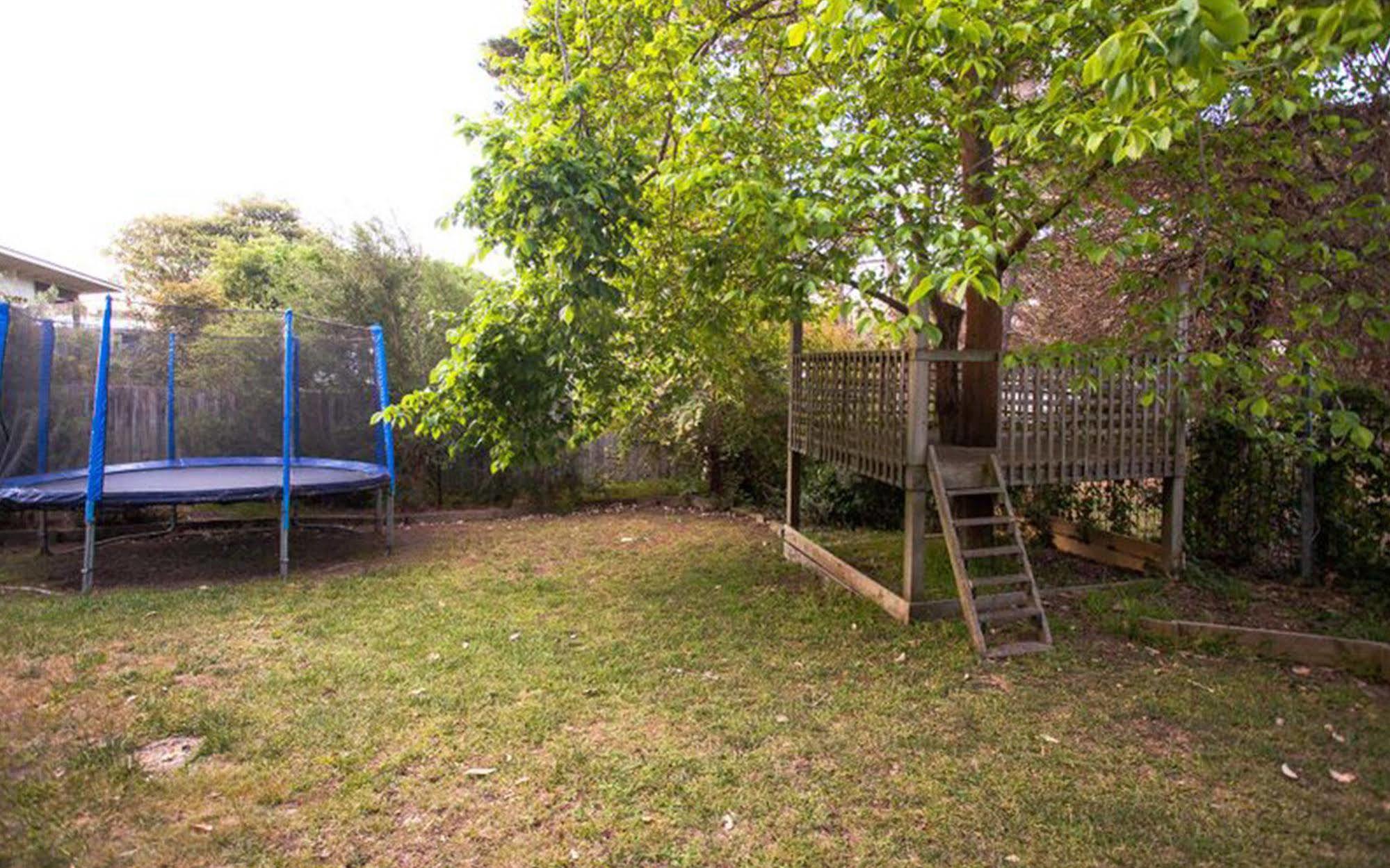 Point Lonsdale Holiday Apartments (Adults Only) Queenscliff Exteriér fotografie